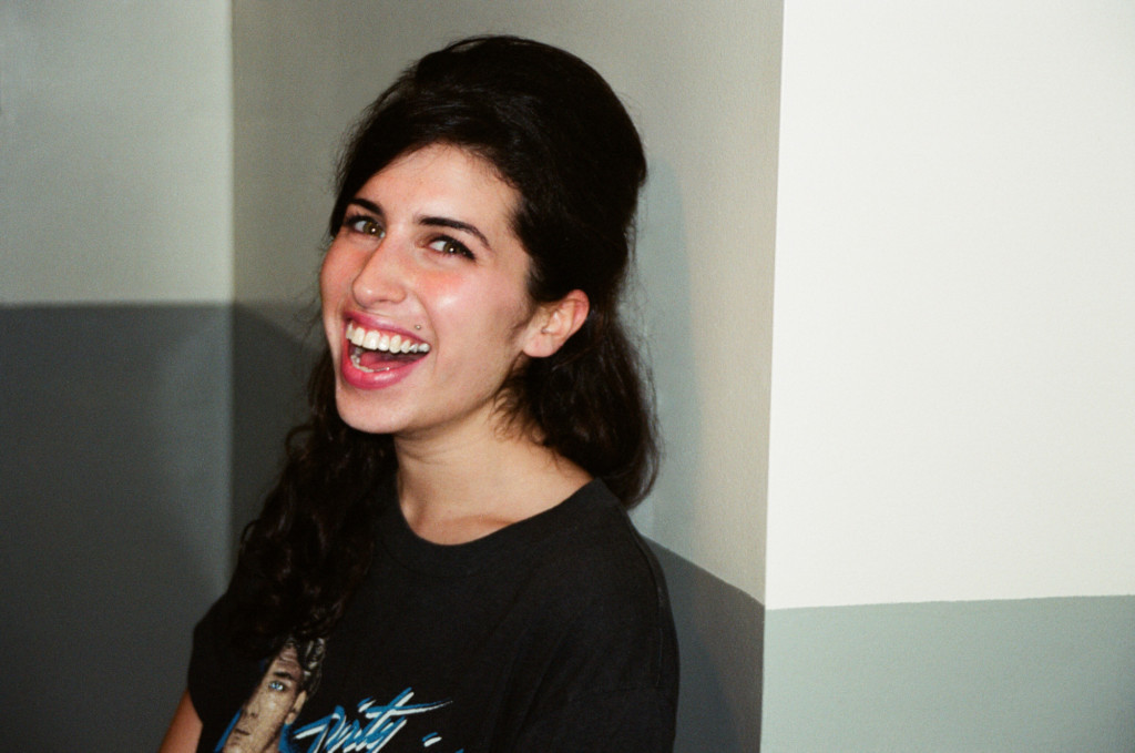 See a selection of unseen photographs of Amy Winehouse Music News