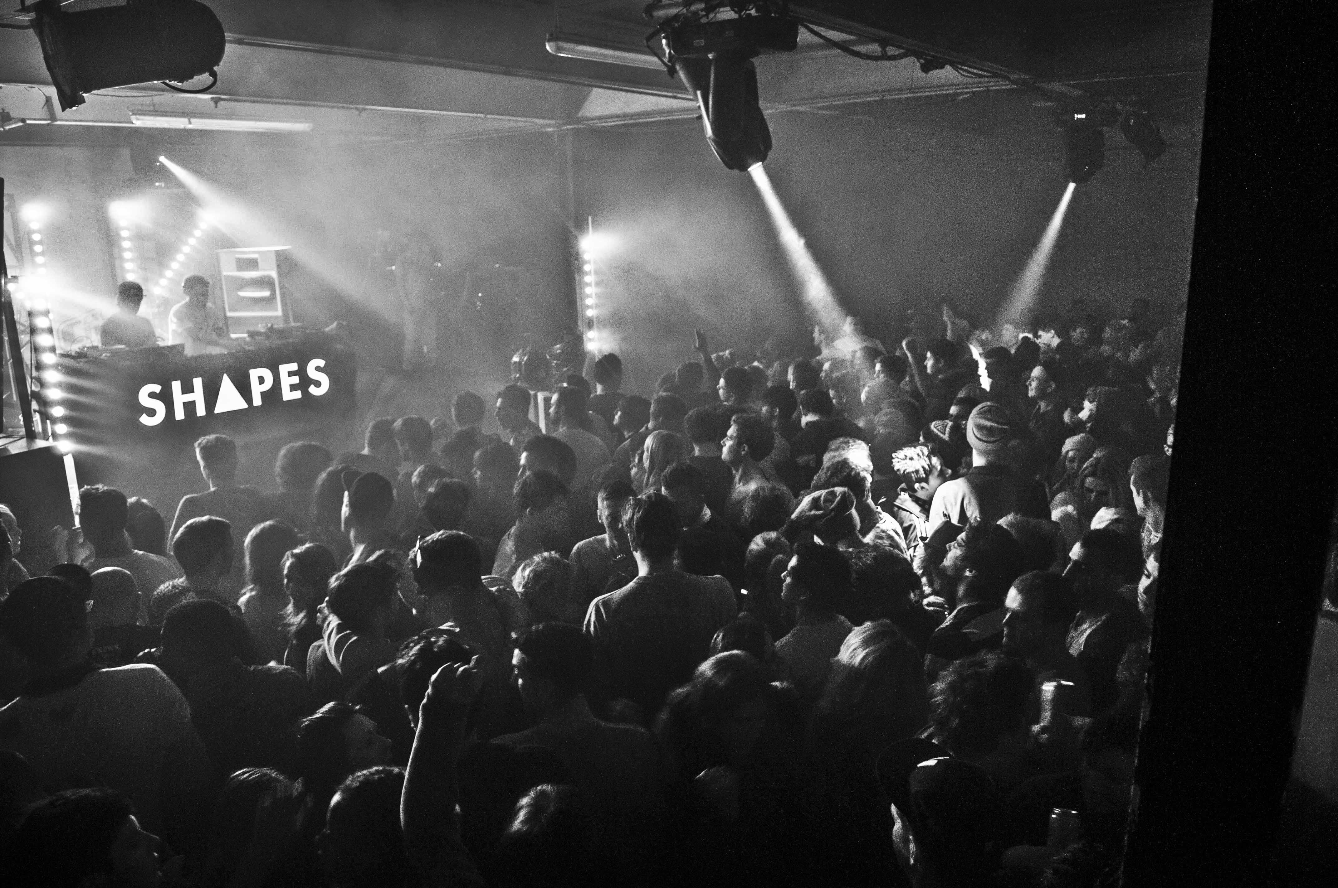 IN:MOTION PRESENTS SHAPES NYD PARTY | Crack Magazine