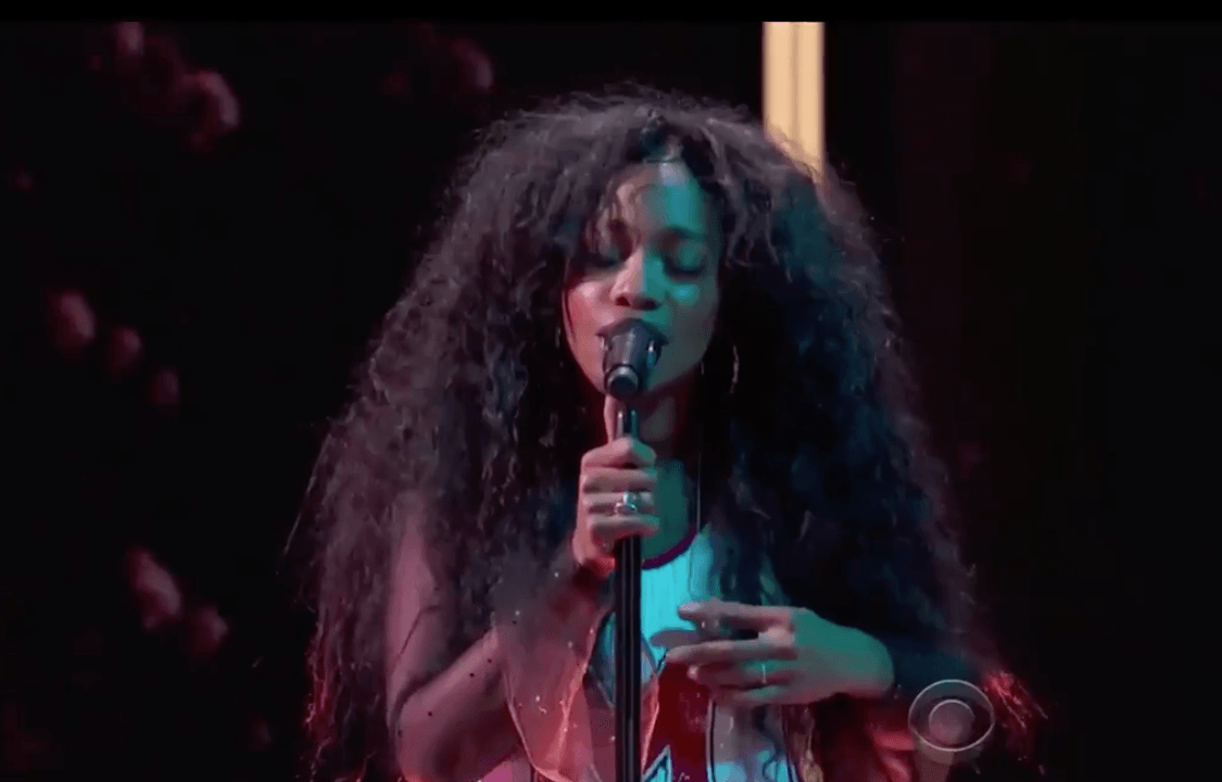 Grammys 2018: Watch SZA's captivating performance